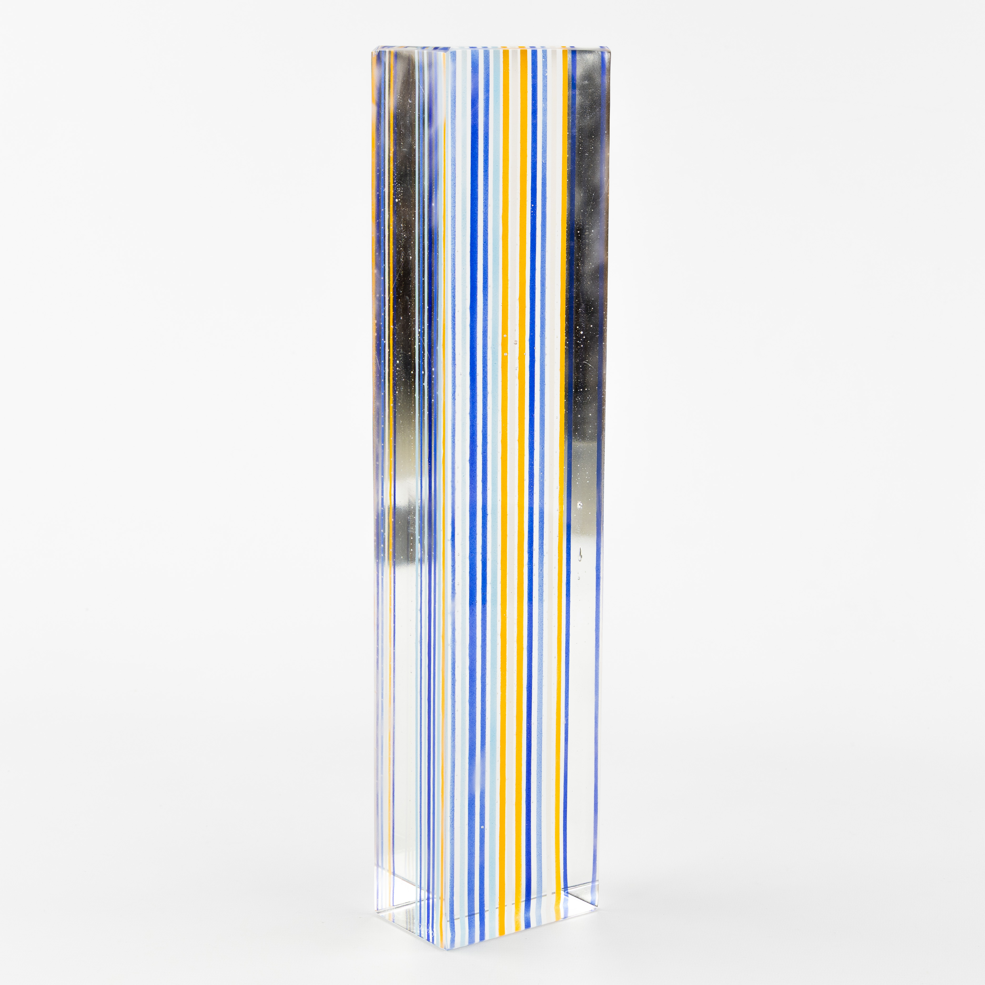 Jean Yves Staffe (1968) 'Sculpture Totem - Hommage aux Hopis - 041', a glass sculpture. (L:9.8 x W:6.6 x H:44.7 cm)